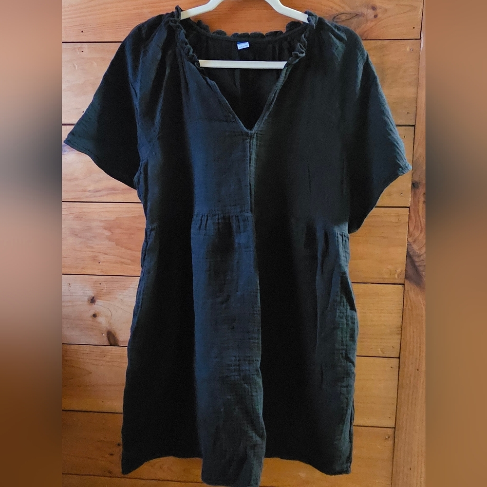 Old Navy Black Tunic Top